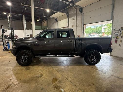 Granite Crystal Metallic Clearcoat 2018 RAM 2500 Power Wagon