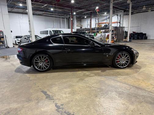 Black 2011 Maserati GranTurismo S