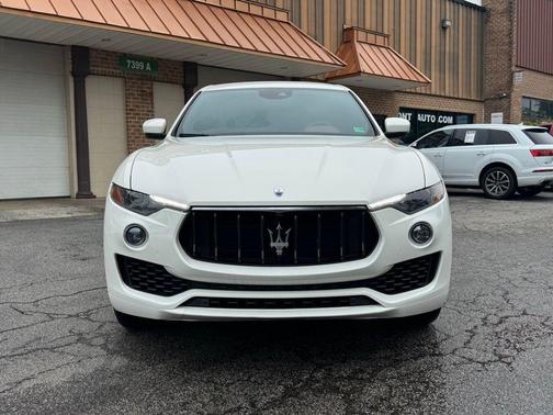 2019 Maserati Levante Base