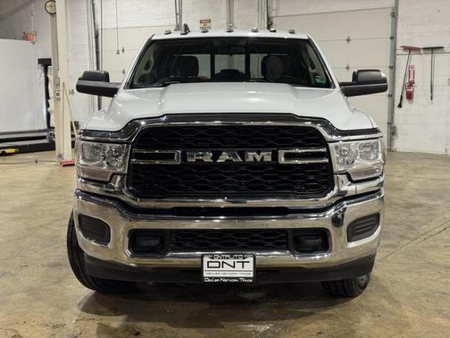2019 RAM 3500 Tradesman Crew Cab 4x4 6'4' Box
