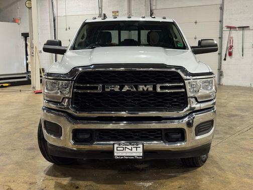 2019 RAM 3500 Tradesman Crew Cab 4x4 6'4' Box