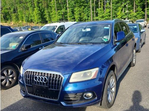 Blue 2013 Audi Q5 2.0T Premium Plus