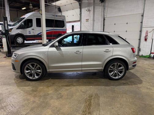 2016 Audi Q3 2.0T Premium Plus