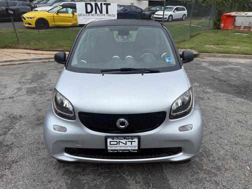 Cool Silver (metallic) 2016 smart ForTwo pure
