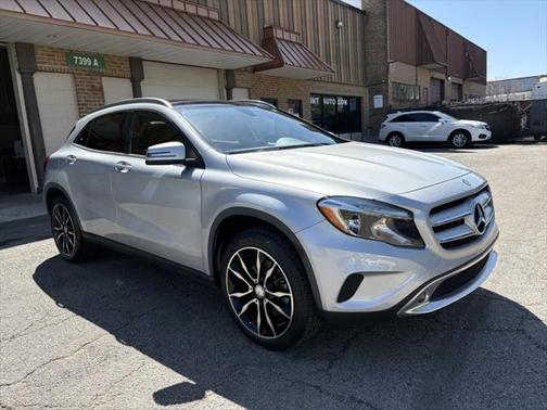 2017 Mercedes-Benz GLA 250 Base
