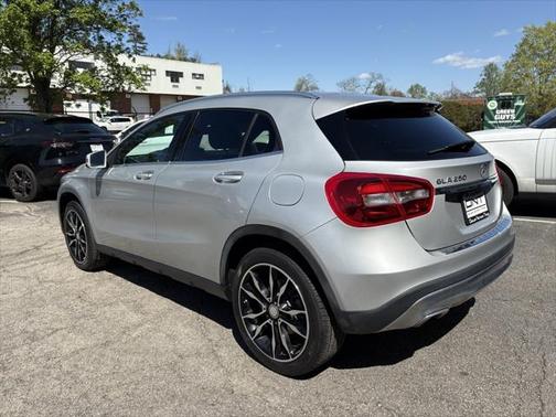 2017 Mercedes-Benz GLA 250 Base