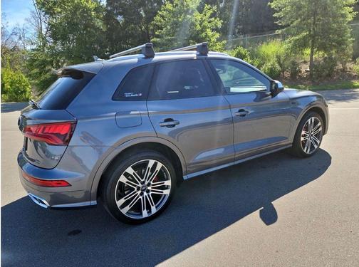 Monsoon Gray Metallic 2018 Audi SQ5 3.0T Premium Plus