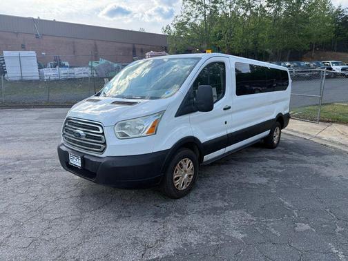 Oxford White 2015 Ford Transit-350 XLT