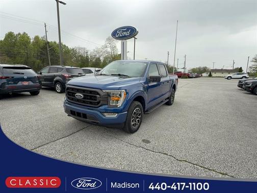 ATLAS BLUE METALLIC 2022 Ford F-150 XLT