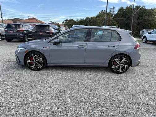 2024 Volkswagen Golf GTI 2.0T SE DSG