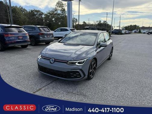 2024 Volkswagen Golf GTI 2.0T SE DSG
