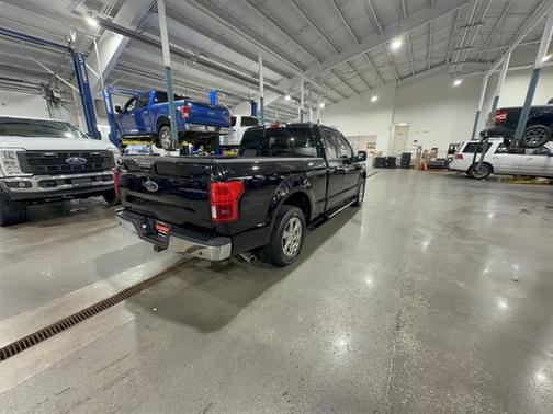 SHADOW BLACK 2018 Ford F-150 XLT