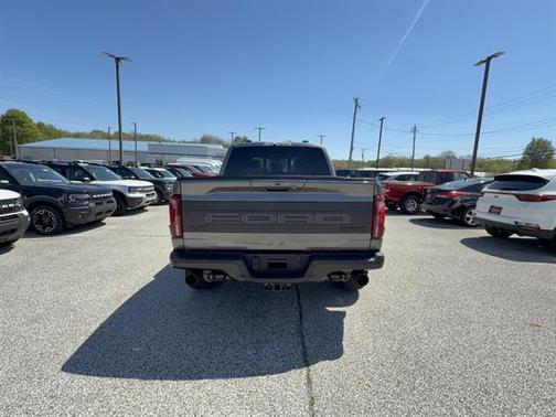 CARBONIZED GRAY METALLIC 2024 Ford F-150 Raptor