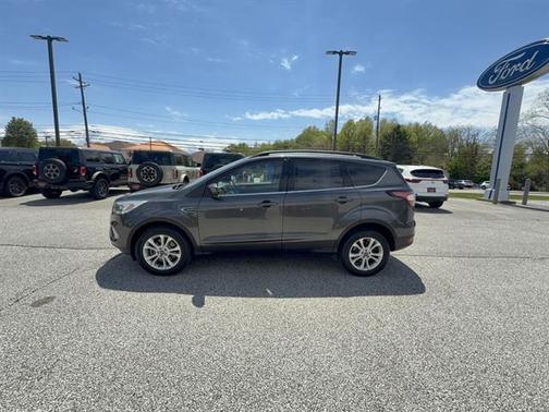 MAGNETIC METALLIC 2018 Ford Escape SEL