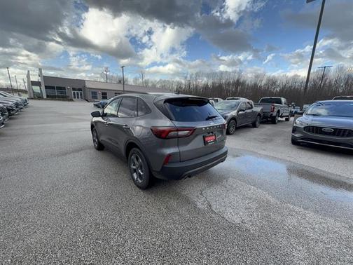 2026 Ford Escape ST-Line Select