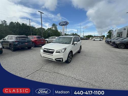 Crystal White Pearl 2018 Subaru Forester 2.5i Limited
