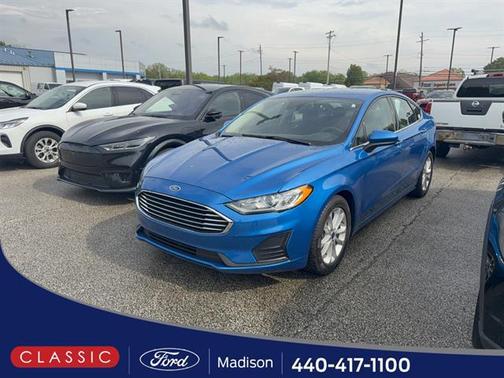 VELOCITY BLUE 2020 Ford Fusion SE