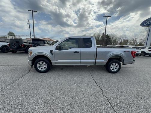 ICONIC SILVER METALLIC 2022 Ford F-150 XLT