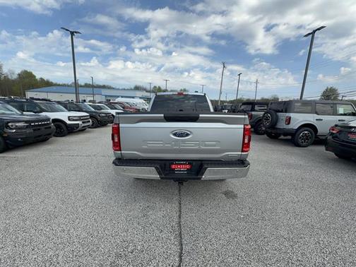 ICONIC SILVER METALLIC 2022 Ford F-150 XLT