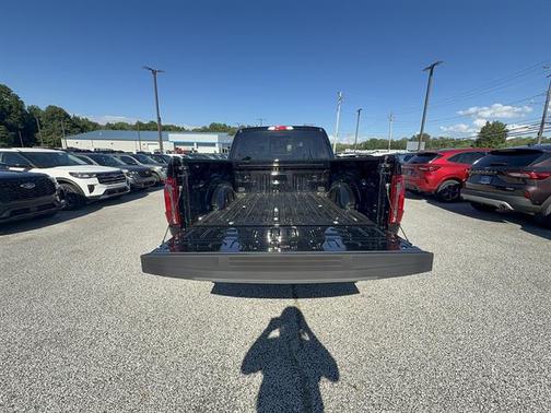 Agate Black Metallic 2026 Ford F-150 Lariat