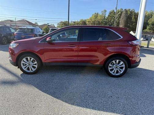2023 Ford Edge Titanium