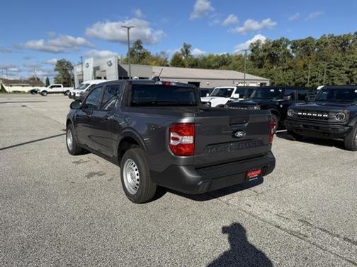 2025 Ford Maverick XL