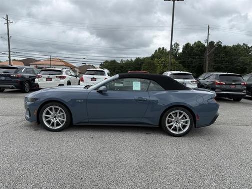 2025 Ford Mustang GT Premium