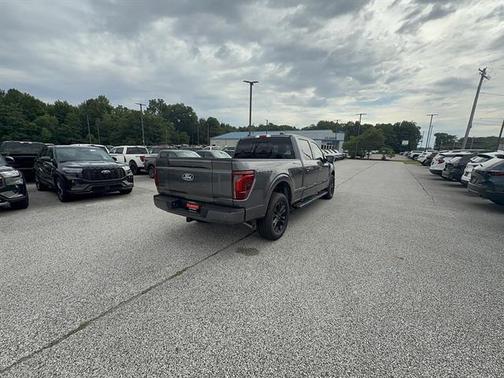 Carbonized Gray Metallic 2026 Ford F-150 Lariat