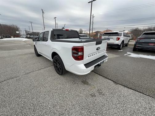 2025 Ford Maverick Lobo Standard