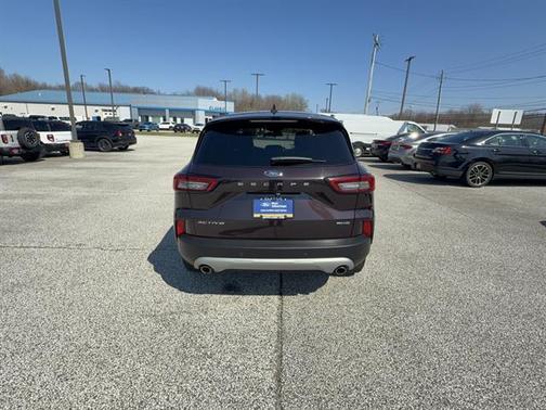 CINNABAR RED METALLIC PC 2023 Ford Escape Active