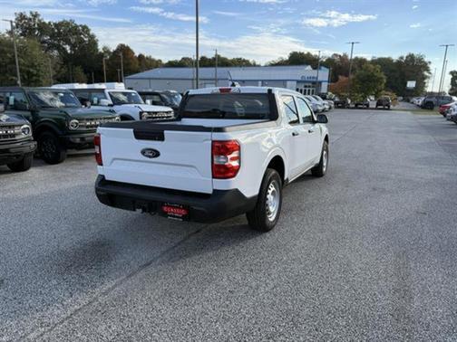 2025 Ford Maverick XL