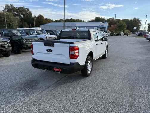 2025 Ford Maverick XL