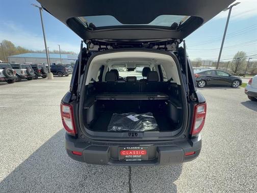 SHADOW BLACK 2026 Ford Bronco Sport Outer Banks