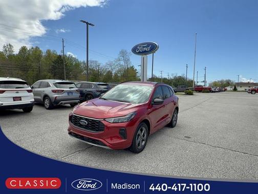 RAPID RED MET TINTED CC 2024 Ford Escape ST-Line