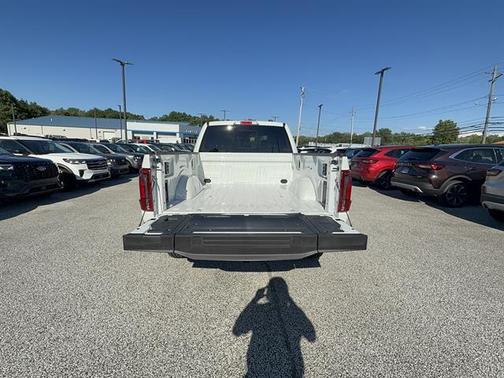 Star White Metallic Tri-Coat 2026 Ford F-150 Lariat