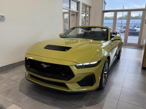 2025 Ford Mustang GT Premium