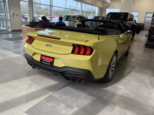 2025 Ford Mustang GT Premium