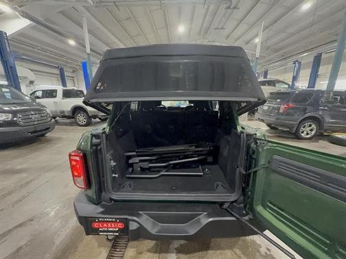 2023 Ford Bronco Base