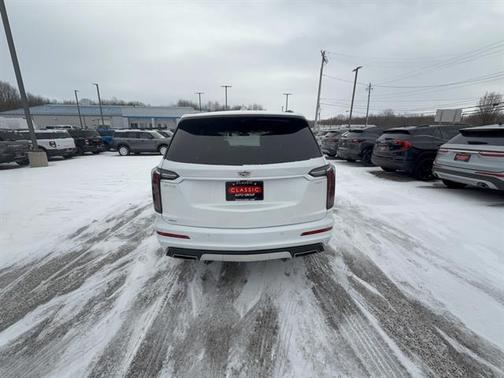 2024 Cadillac XT6 Sport AWD