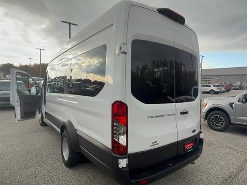2025 Ford Transit-350 XL