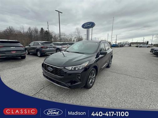 2023 Ford Escape ST-Line Select