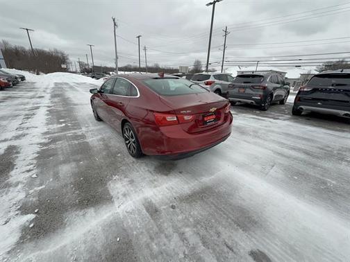 2017 Chevrolet Malibu 1LT