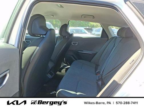 Snow White Pearl 2026 Kia K4 LXS