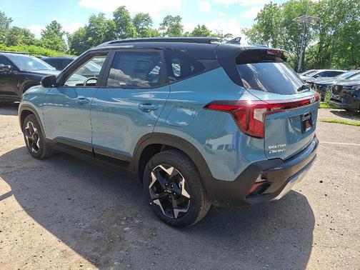2025 Kia Seltos S