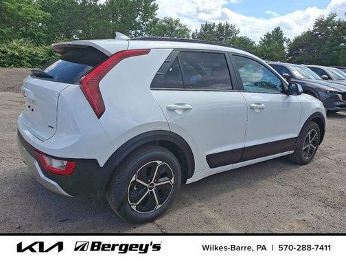 2025 Kia Niro Plug-In Hybrid EX