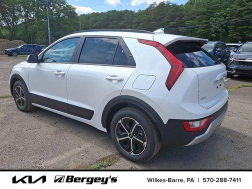 2025 Kia Niro Plug-In Hybrid EX