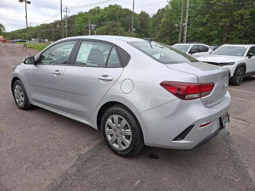 2022 Kia Rio LX