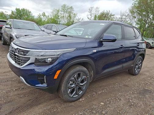 2025 Kia Seltos LX