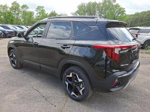 2025 Kia Seltos S