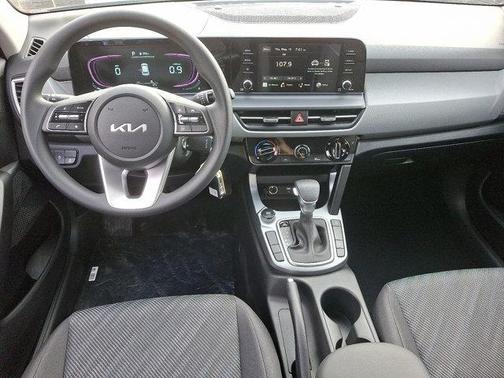 2025 Kia Seltos LX